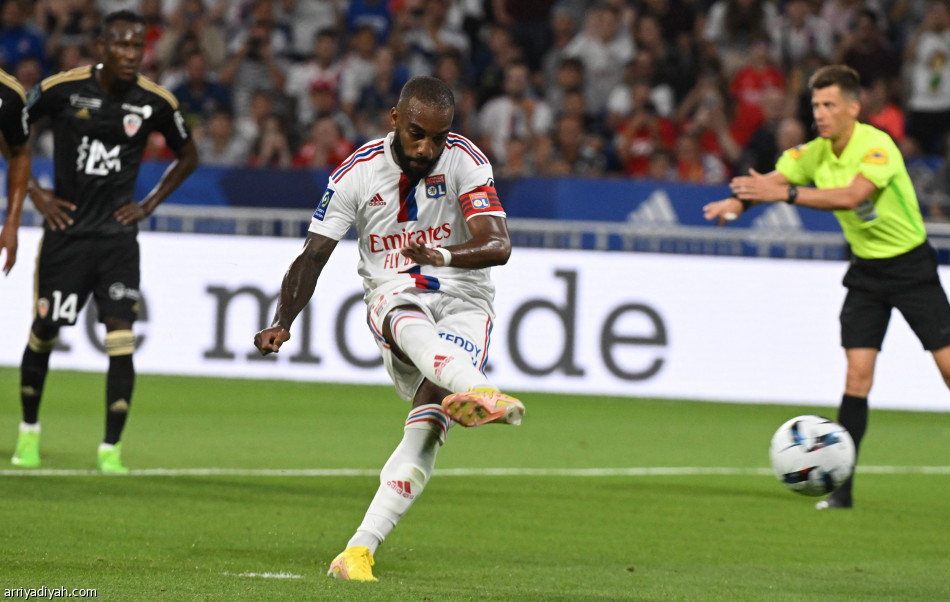 الدوري الفرنسي.. ليون يفوز على أجاكسيو