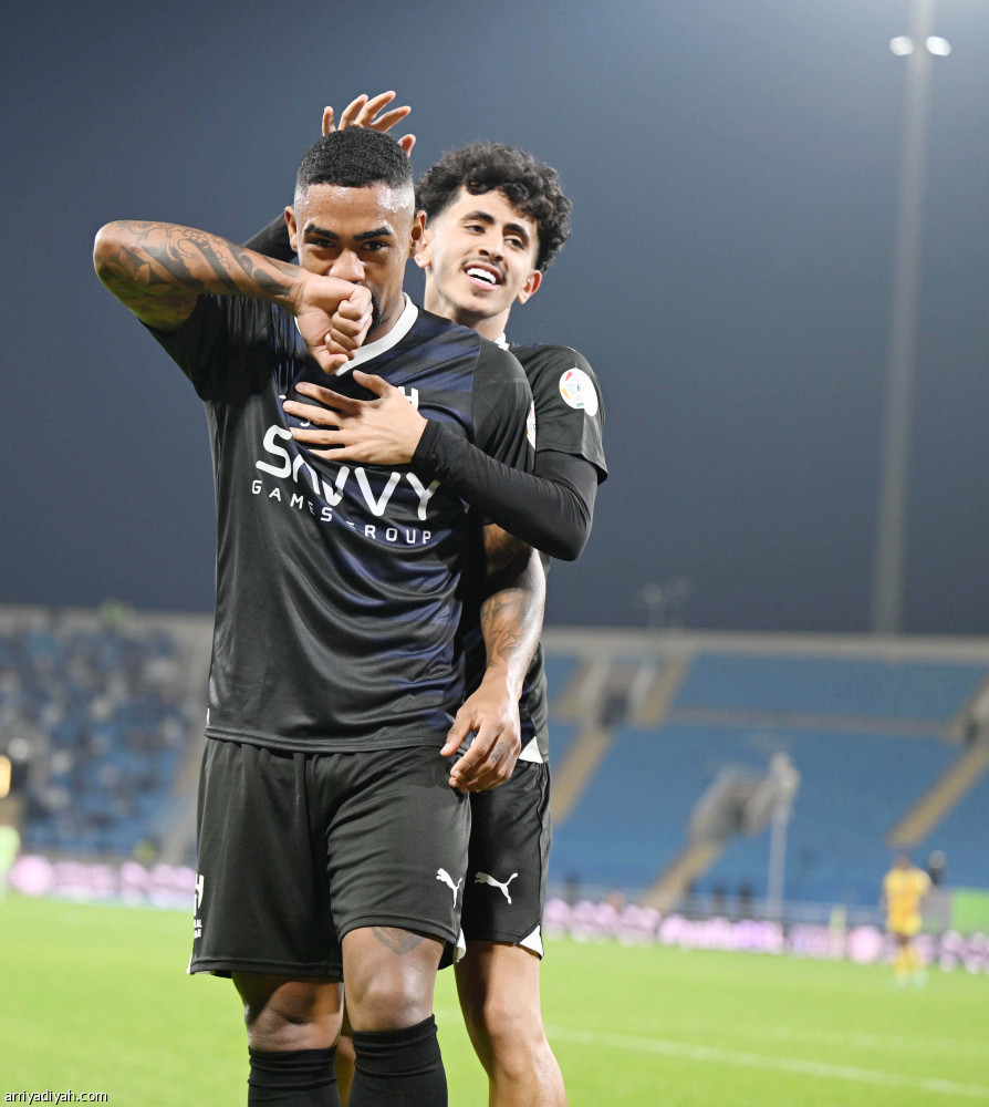 ميتروفيتش
يعادل رقم إيجالو