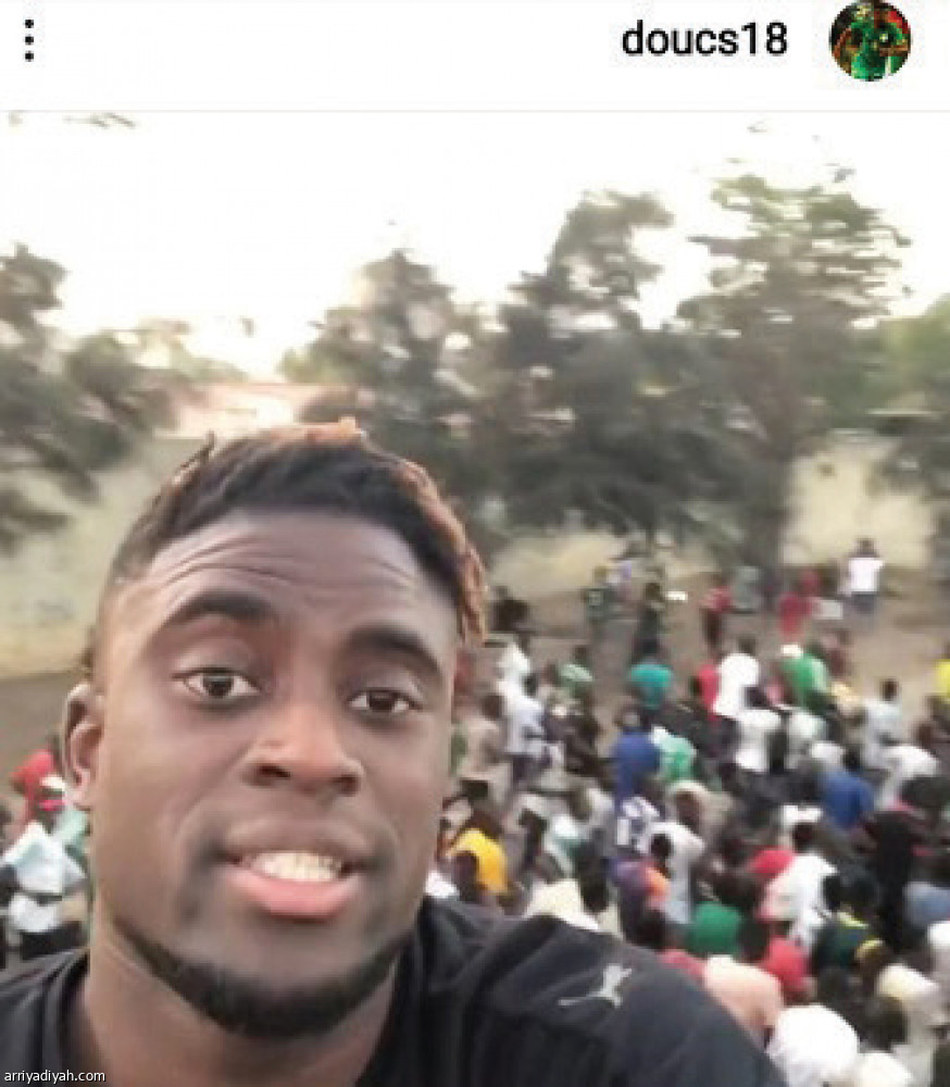 7 أجانب 
يبتعدون عن السوشال