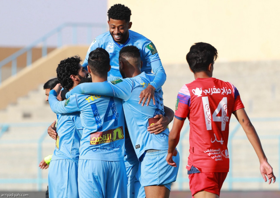 الباطن يعيد ثلاثية الدوري في أبها
