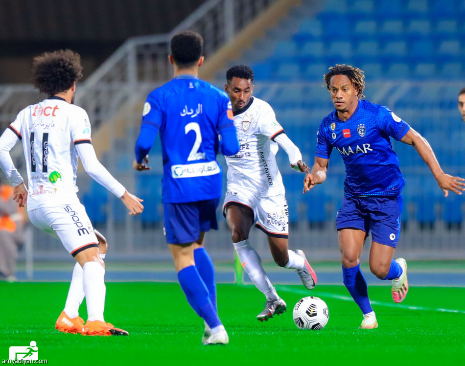 بعد الكلاسيكو.. الشهري ينقذ الهلال في الديربي