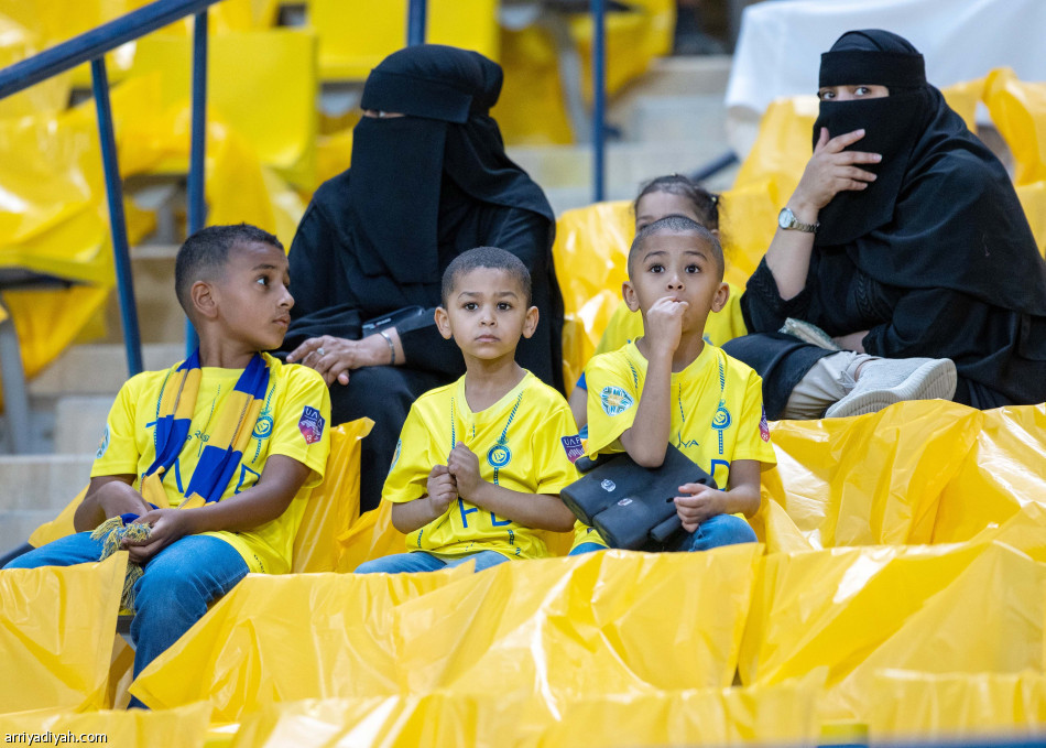 رونالدو
يوجه الضربة الـ 50