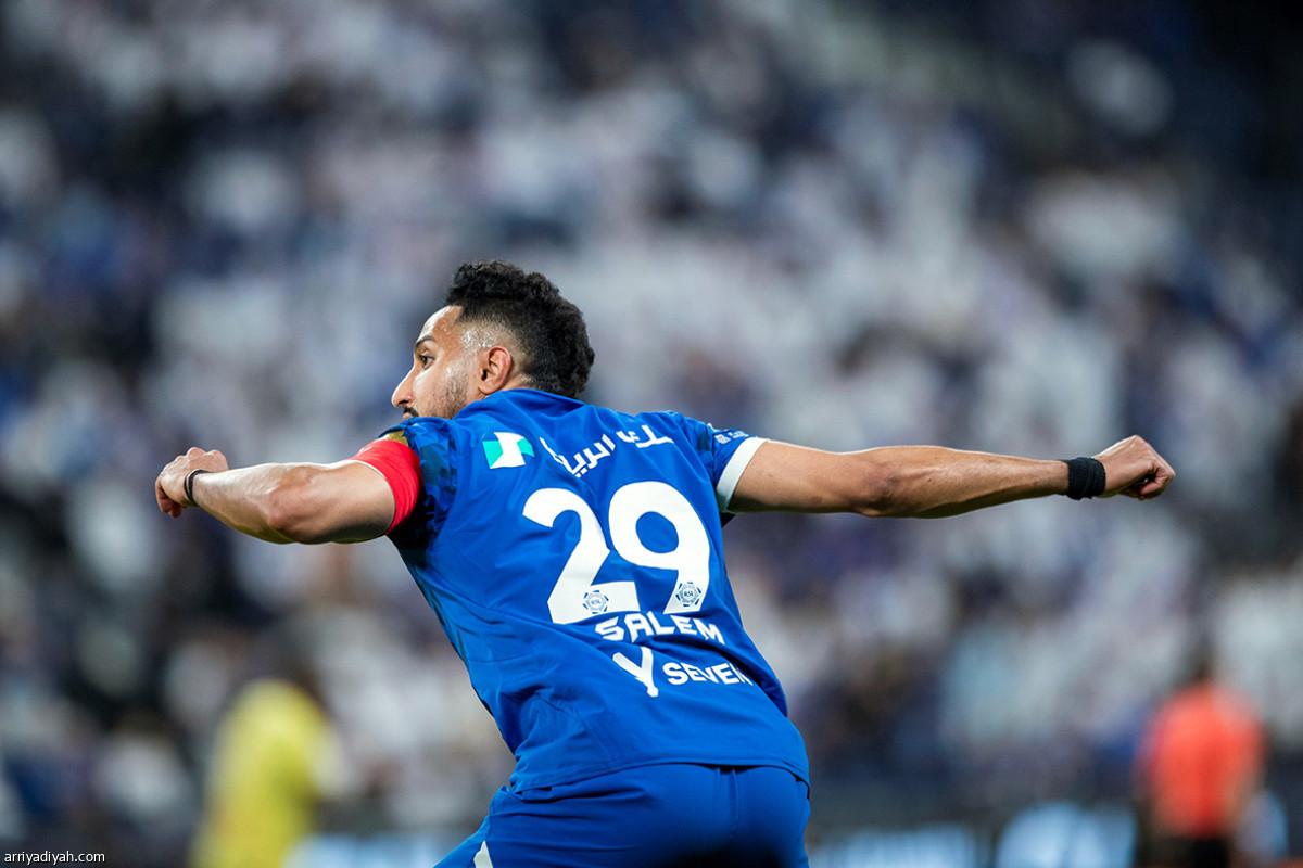 رباعية زرقاء