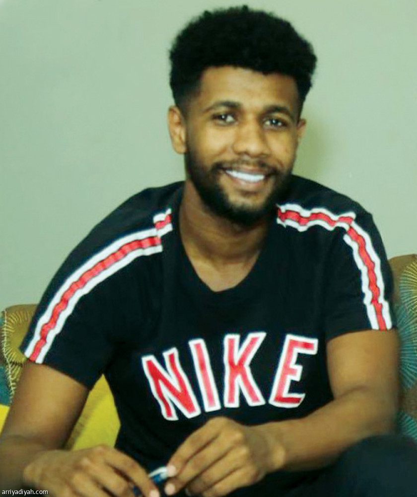الثنائي 
يلتحق بضمك