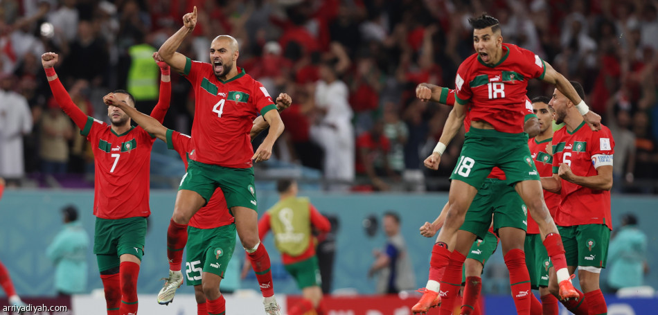 المغرب تكتب التاريخ بالتأهل إلى ربع نهائي المونديال