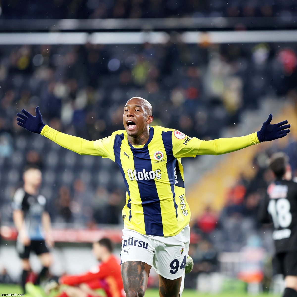 تاليسكا يدشن أهدافه