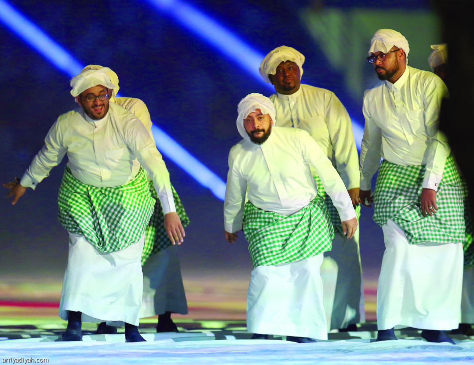 مولد أمة
 يعود دون صوت الأرض