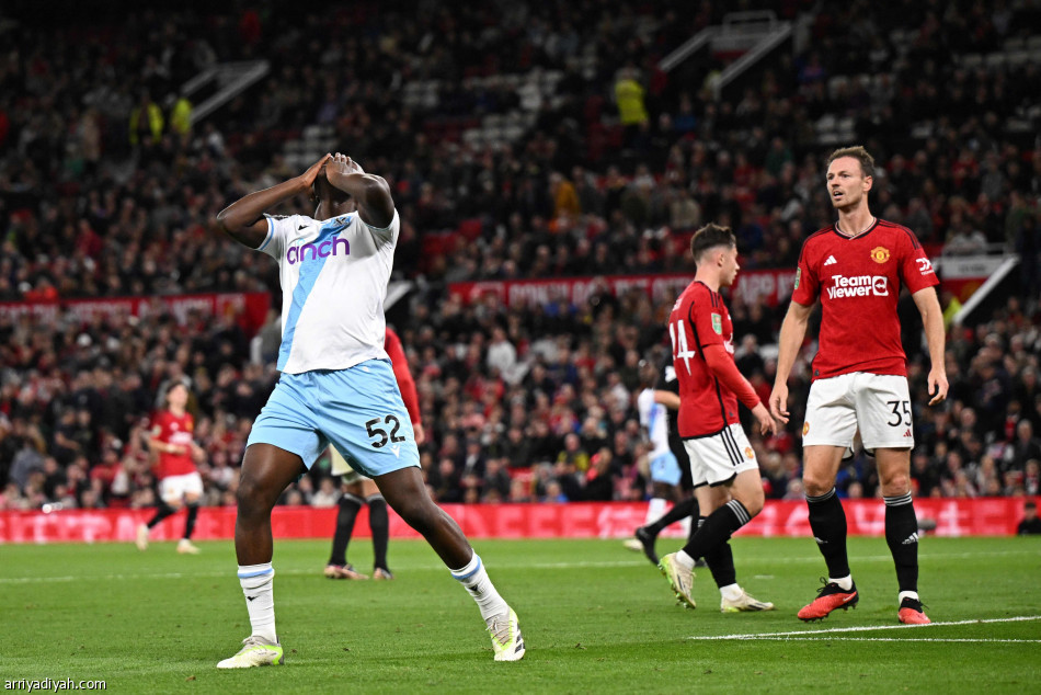 كأس الرابطة.. يونايتد يكسب كريستال بالاس