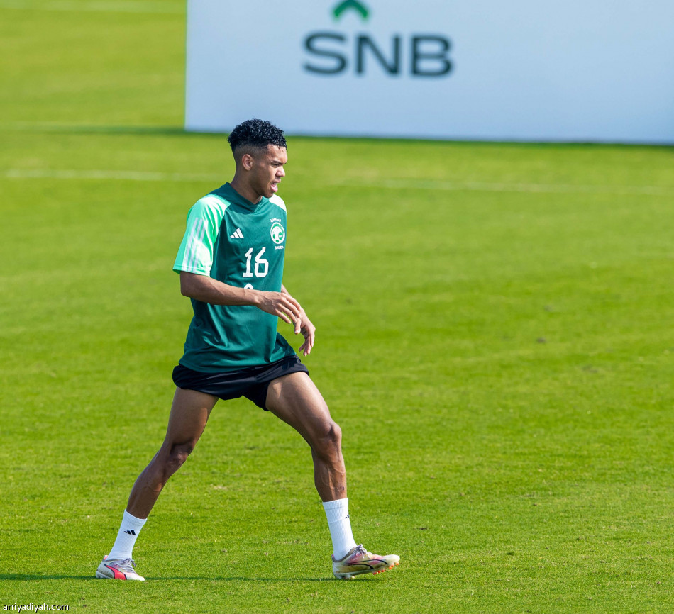 الشهراني 
مهدد بالغياب