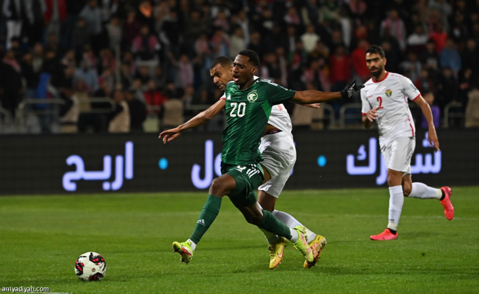 بثنائية الشهري.. الأخضر يخطف نقاط الأردن