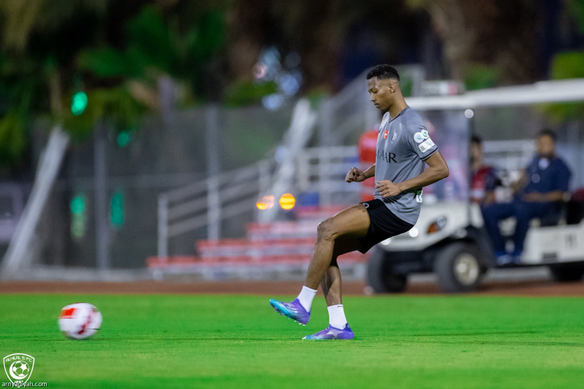 الهلال متأهب