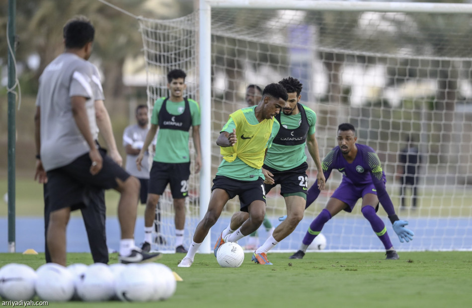 الأخضر الأولمبي.. الشهري يكثف تدريبات الدفاع