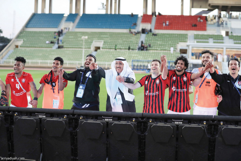 بعد 35 يوما..
الرائد ينتصر