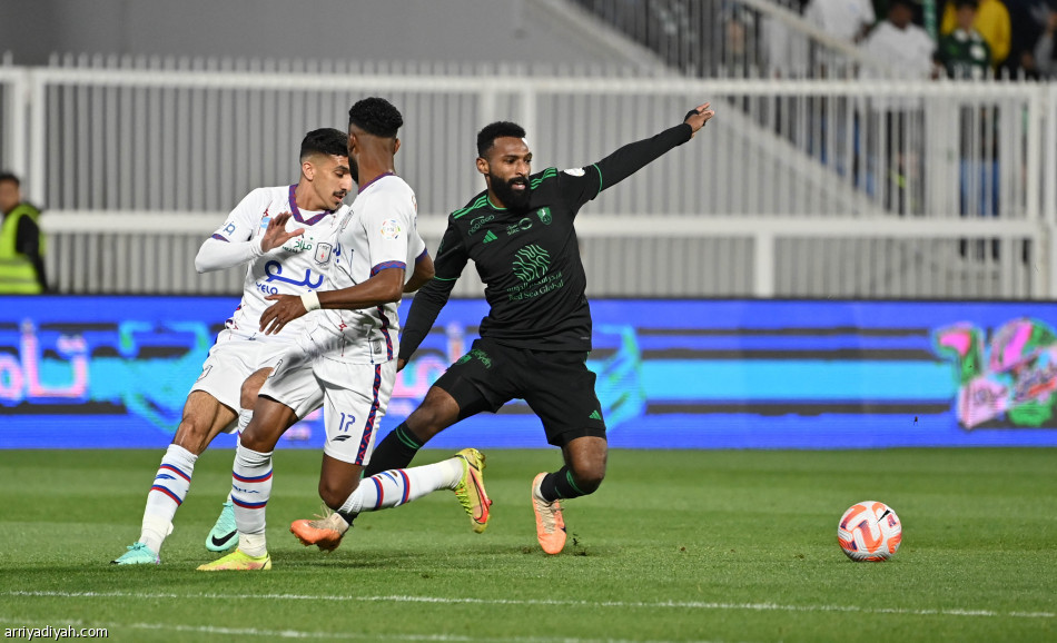 الأهلي يكسر عقدة أبها بسداسية