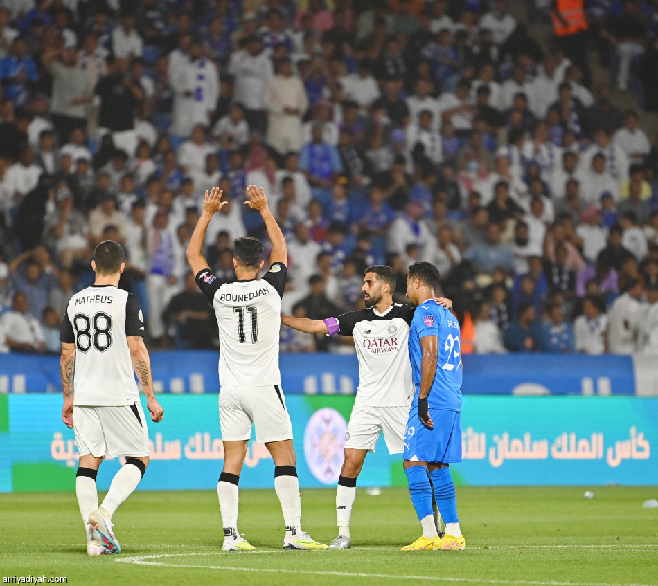 السدد كررها بعد 20 عاما.. 
قاتل يصعق الهلاليين