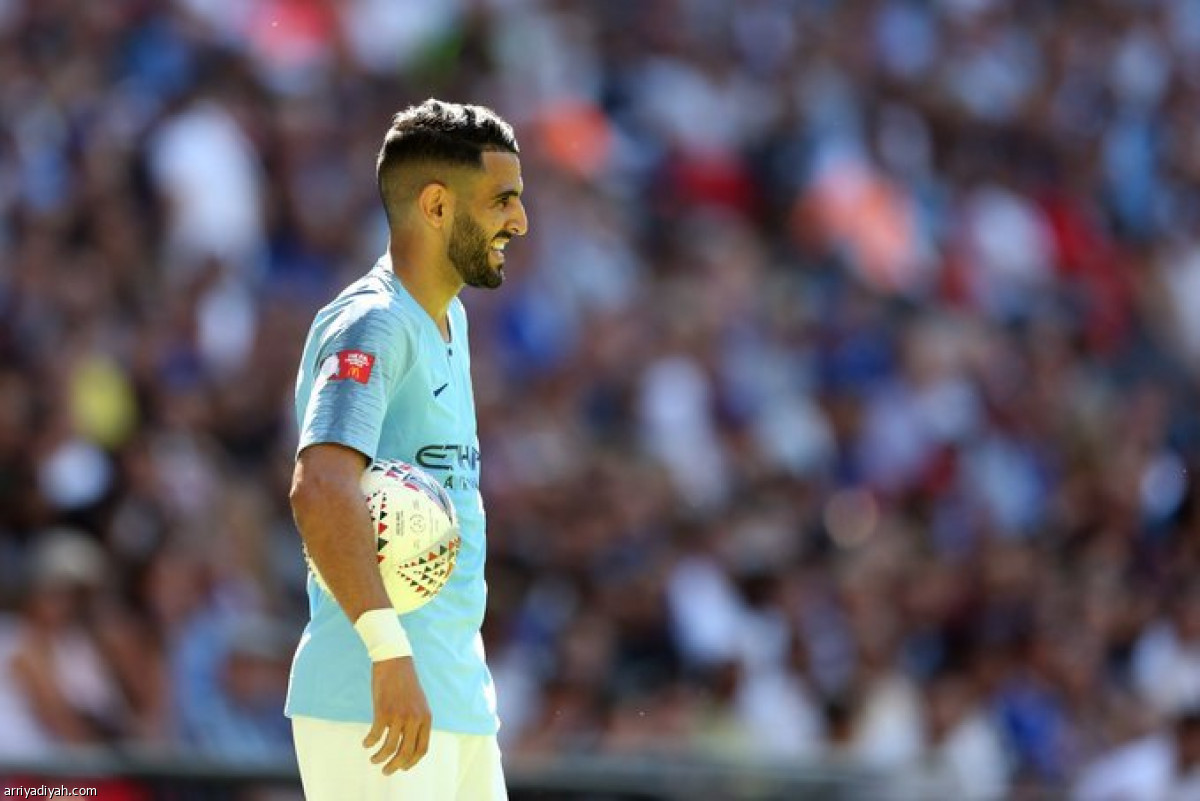 محرز يدخل التاريخ