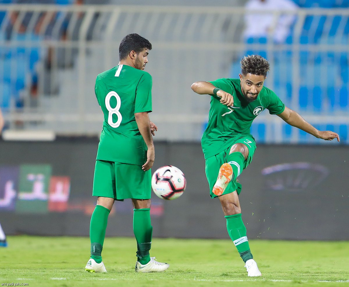 الأخضر يتعادل