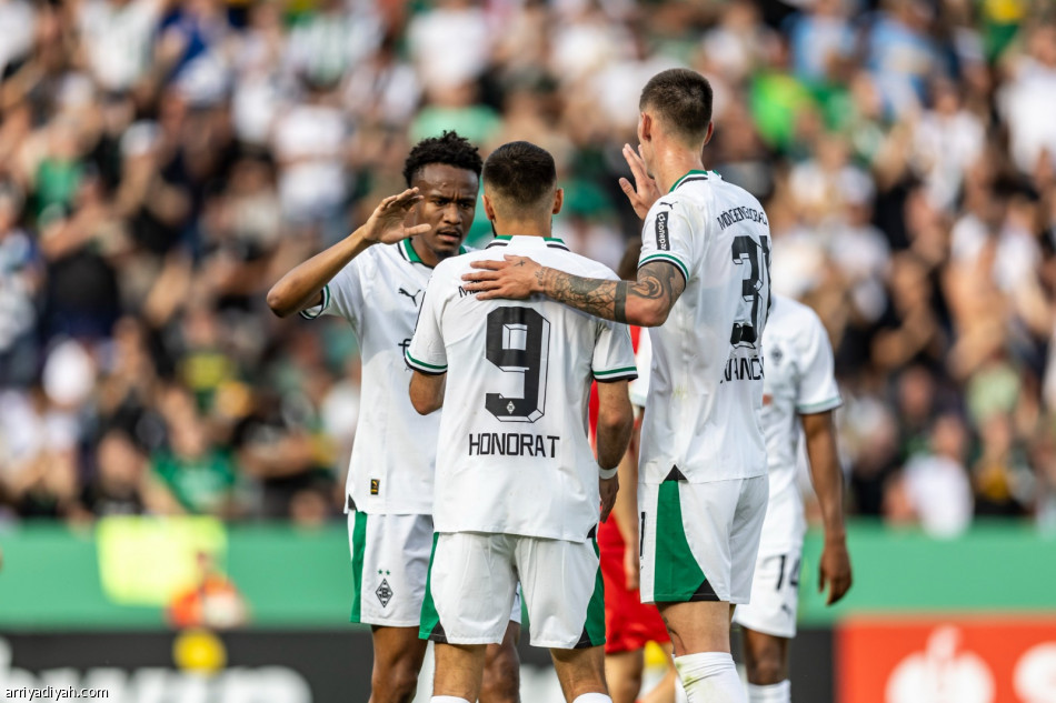 مونشنجلادباخ يسحق توس بيرسنبروك بسباعية