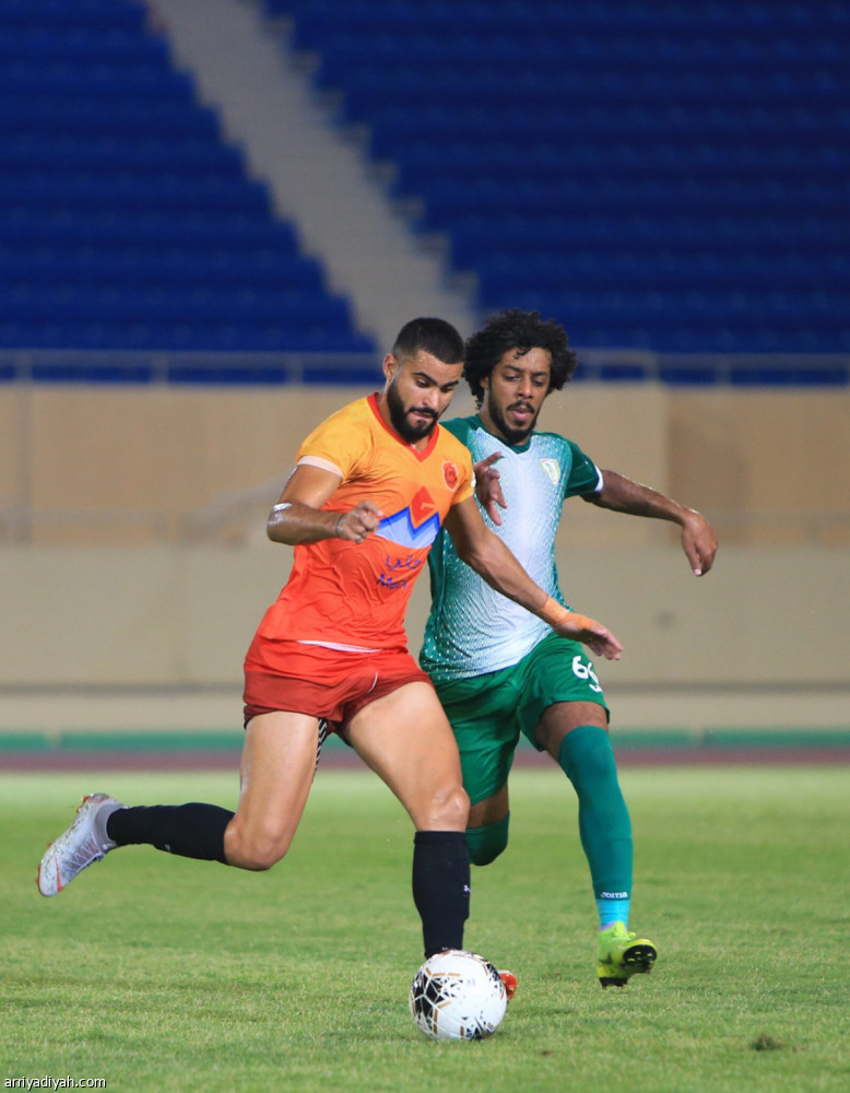 دوري الأولى: 3 انتصارات وتعادلان في الجولة الثالثة