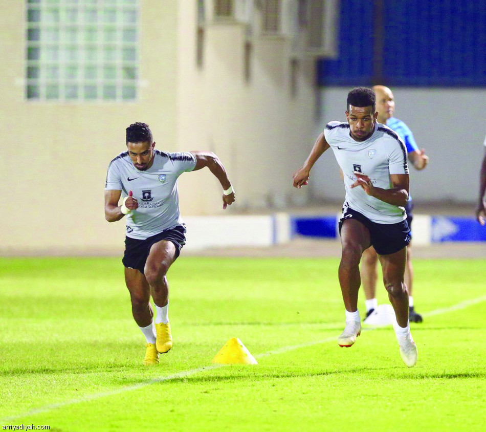 عموري 
يربك خطة البرتغالي