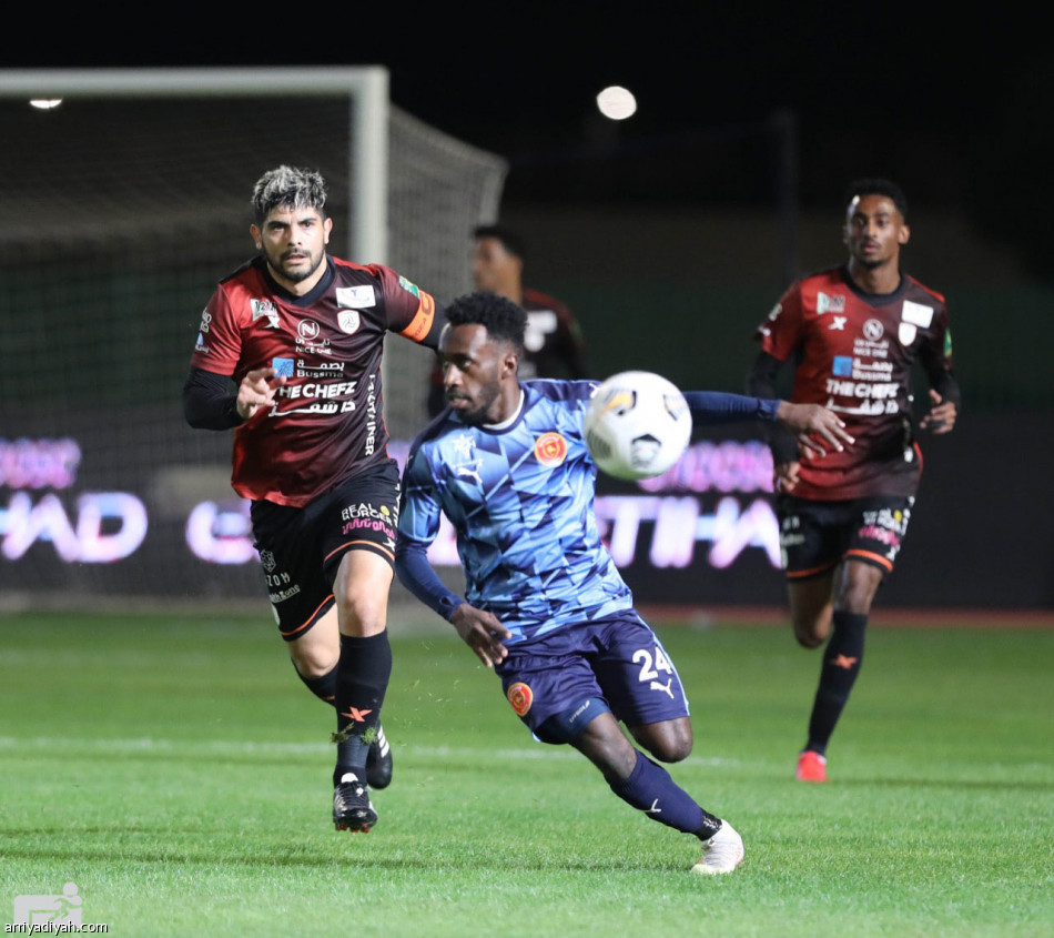 القادسية يتلاعب بالشباب مجددا