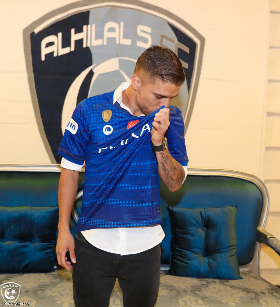 كويلار يرتدي رقم خالد عزيز مع الهلال
