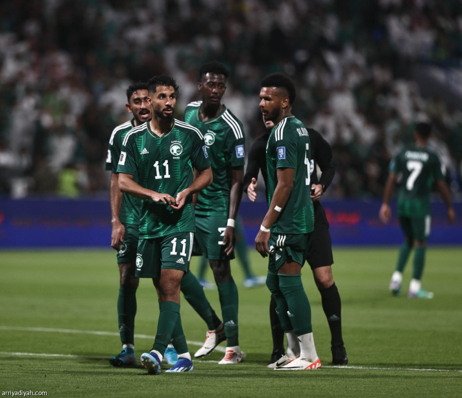 الأخضر يدشن «التصفيات» برباعية باكستان