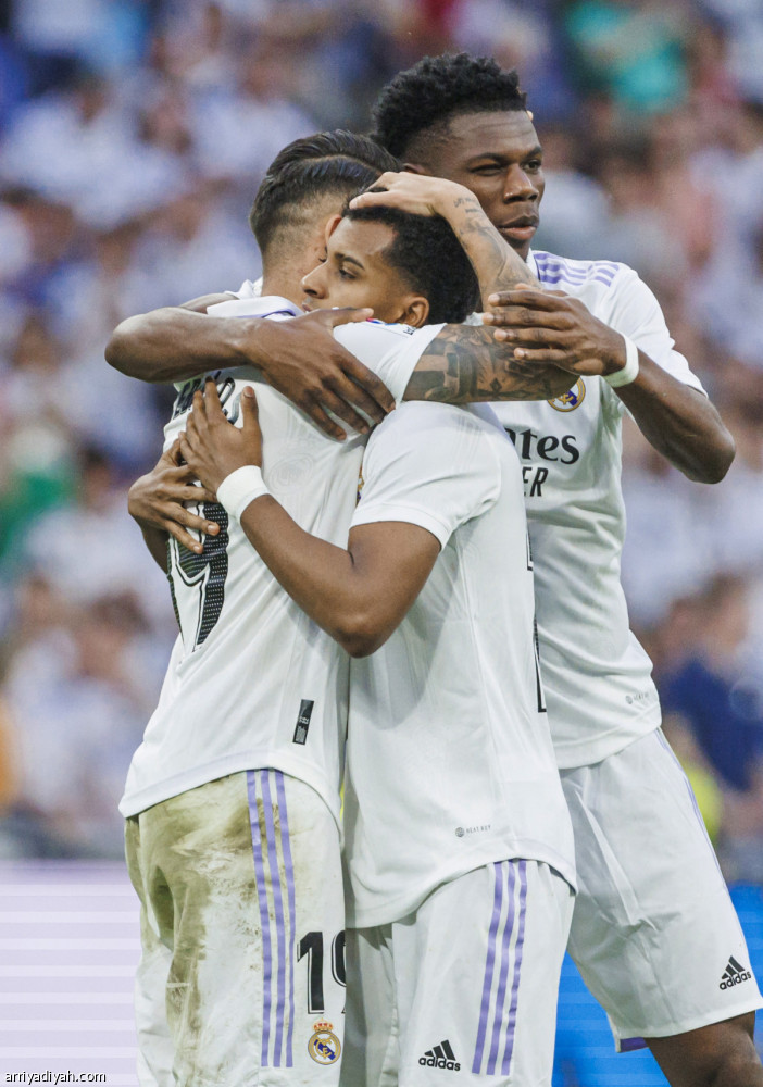 الريال يستعيد توازنه برباعية ألميريا