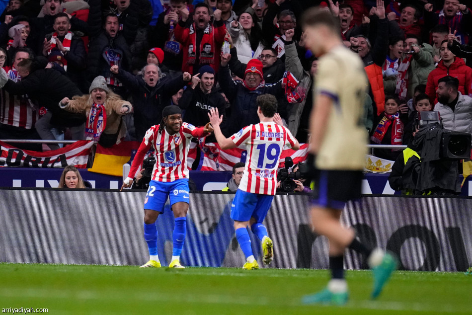 بعد 37 عاما.. أتلتيكو يسقط برشلونة برباعية