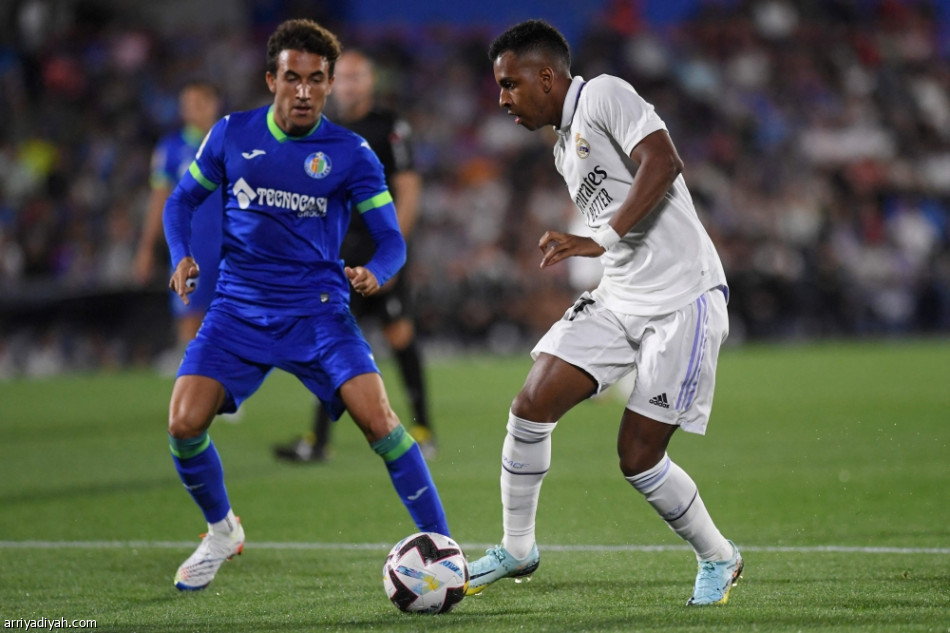 ريال مدريد يهزم خيتافي.. ويتصدر مؤقتا