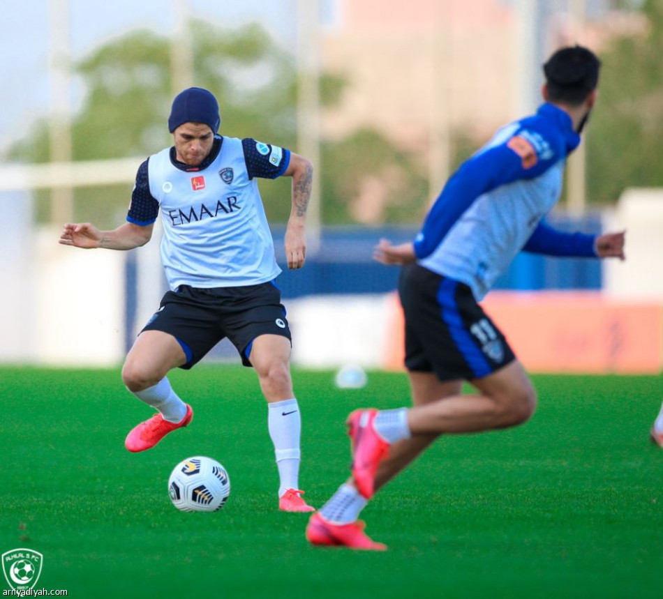 الهلال يفقد البليهي والمفرج أمام الفتح
