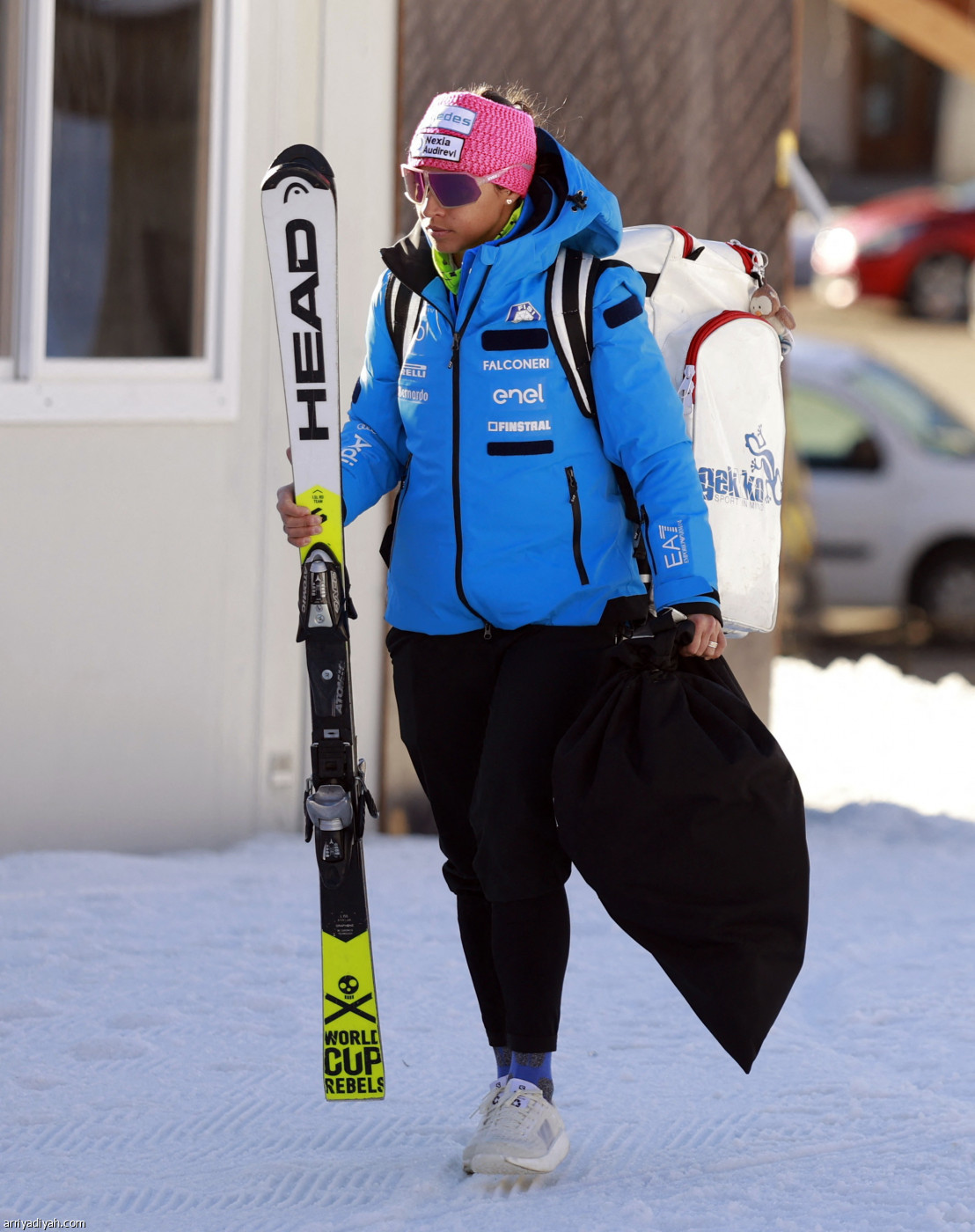 فالنتينا.. تحاول