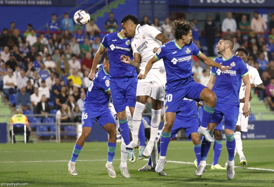 ريال مدريد يهزم خيتافي.. ويتصدر مؤقتا