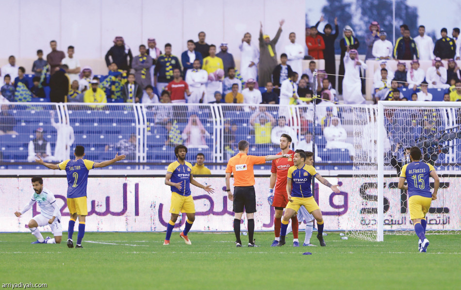 الفتح والنصر.. 
احتجاجات وتعثر