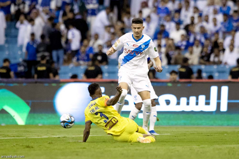 20 تأهلا أزرق