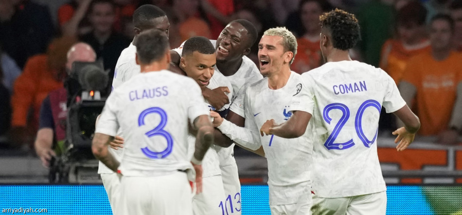 فرنسا تسقط هولندا في دارها.. وتتأهل