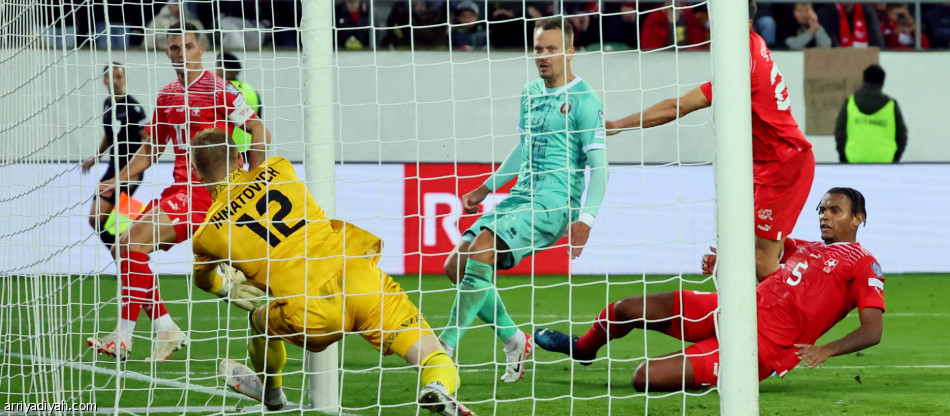 «تعادل متأخر» يعزز صدارة سويسرا