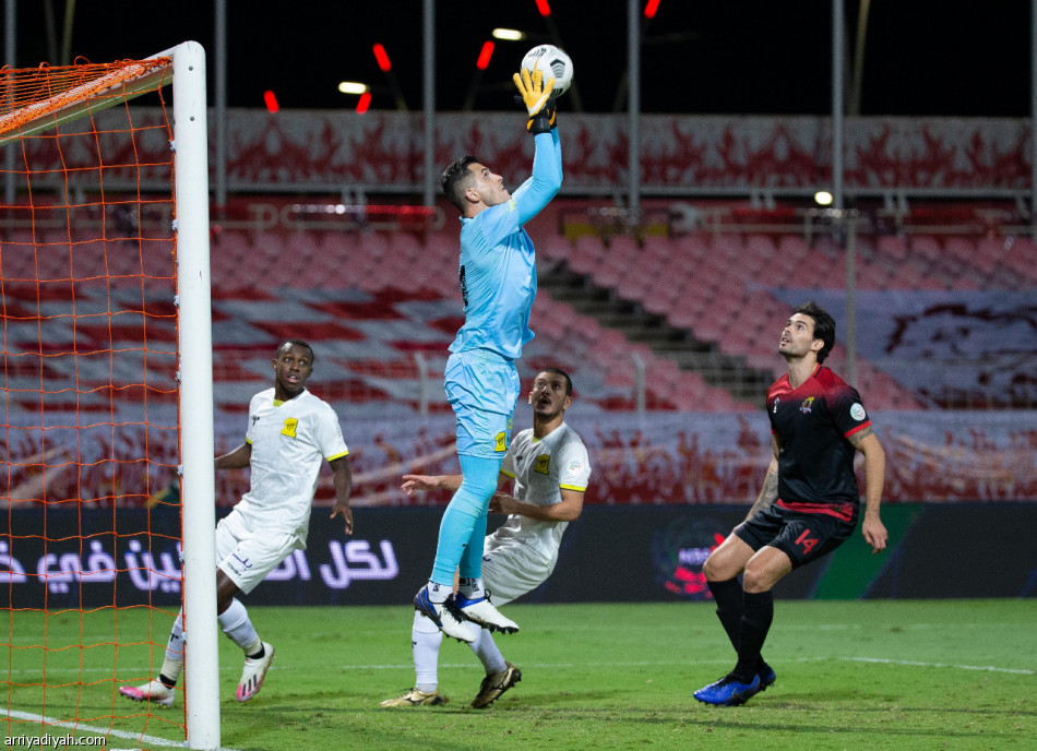 الاتحاد يقتحم مربع الكبار في الدوري