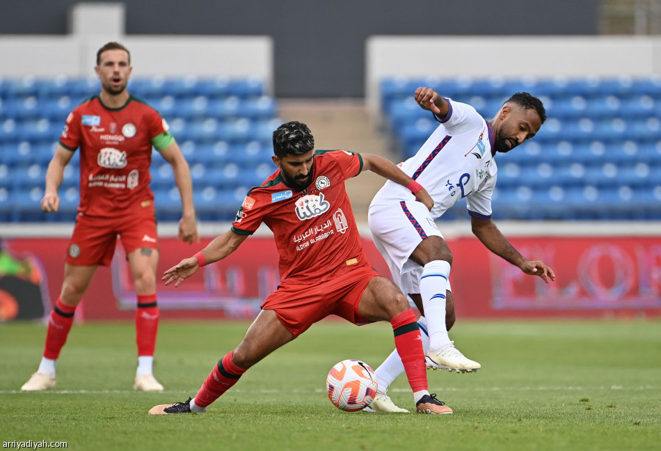 الاتفاق يكرر ثلاثية ضمك في أبها