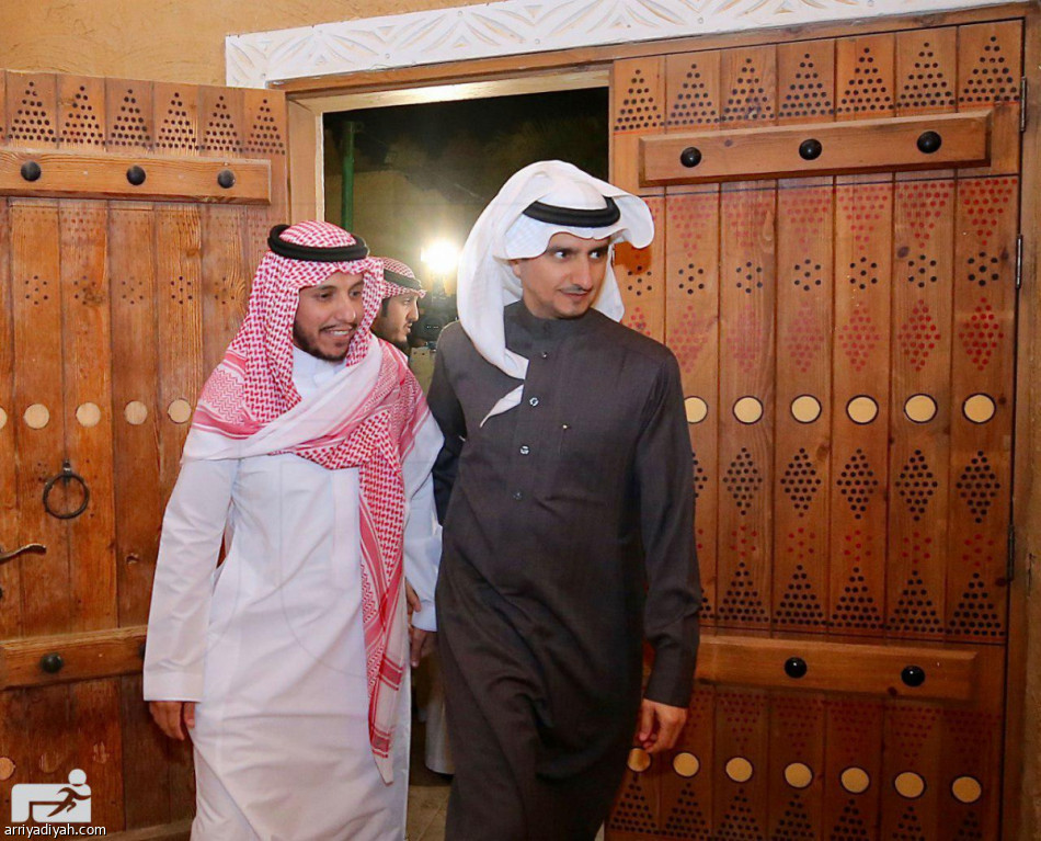 الحلافي يجمع كبار النصر