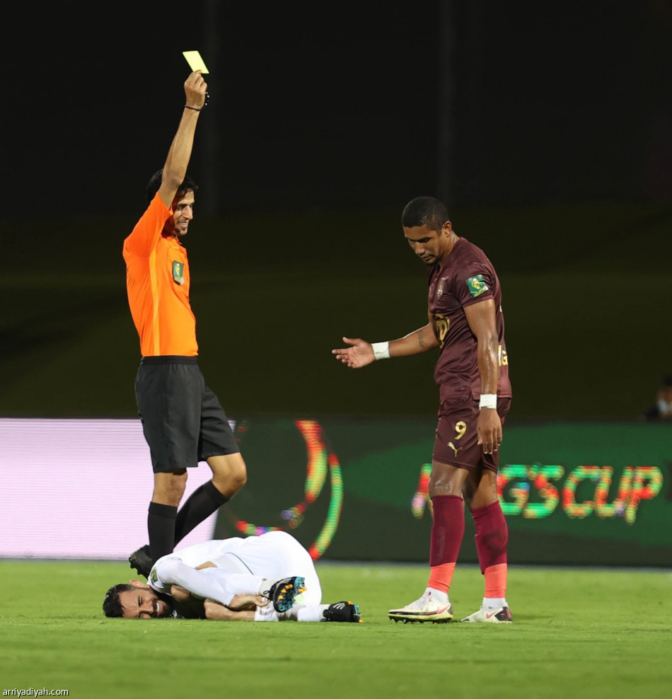 العين يصعق الأهلي.. ويسجل انتصارا تاريخيا