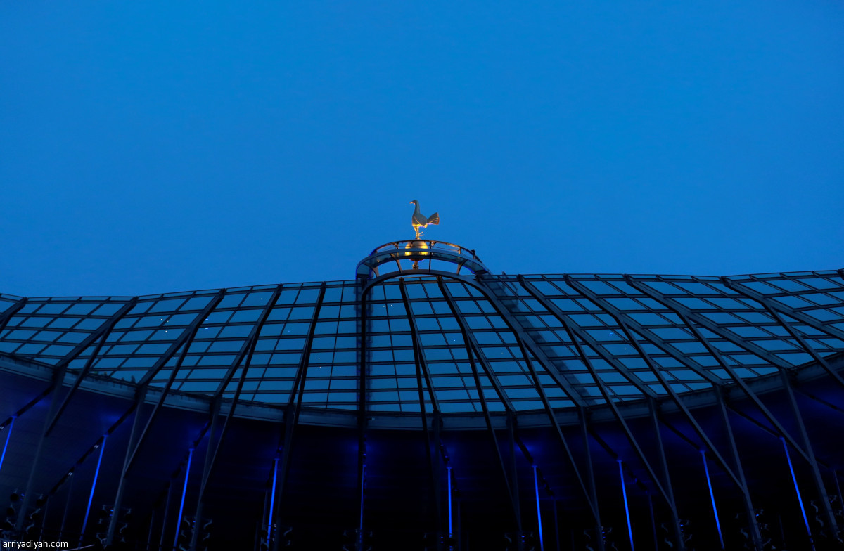 توتنهام يدشن ملعبه