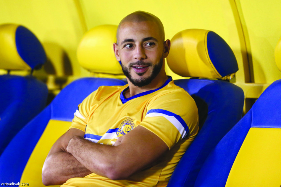 الجبرين 
والعبيد 
يقودان النصر