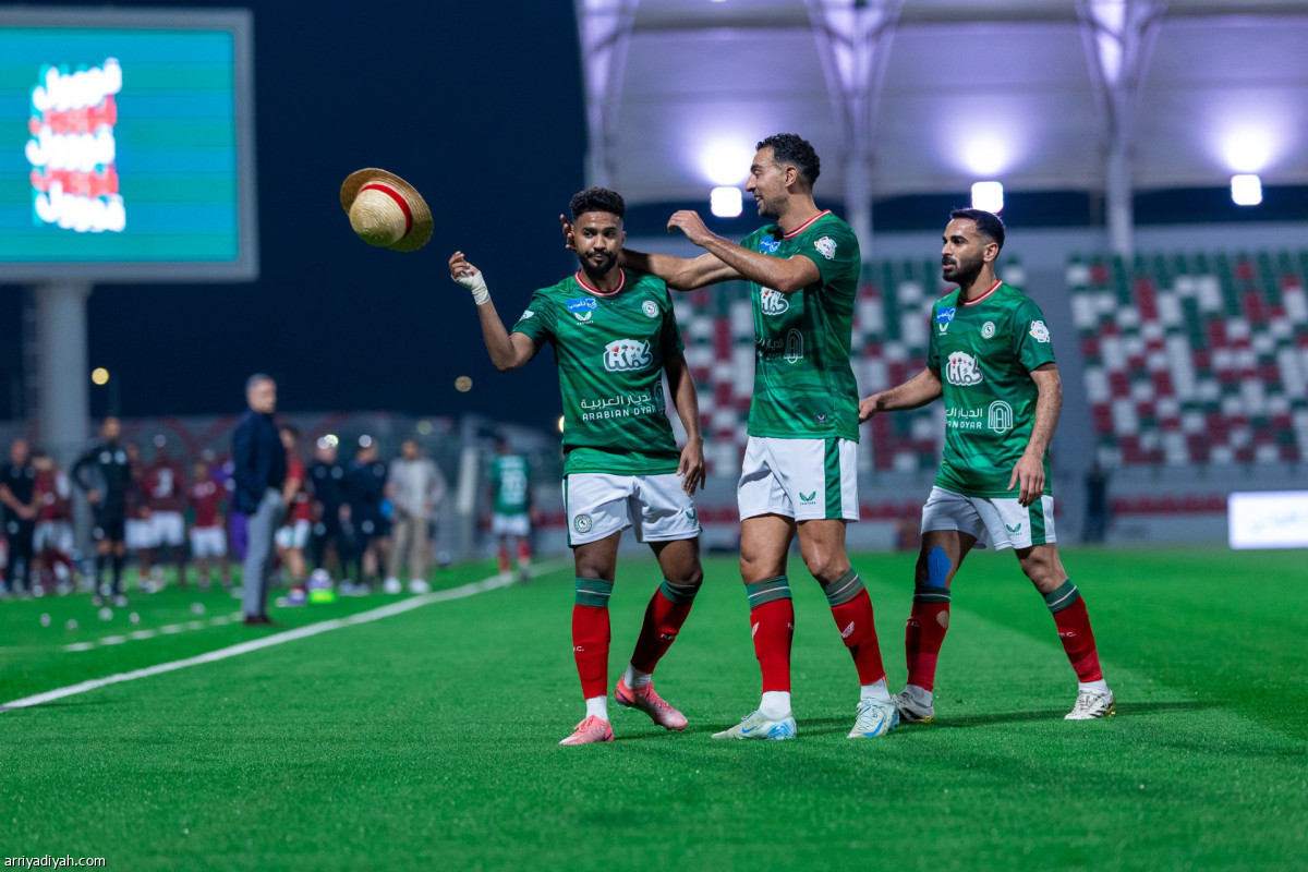 احتفالات.. واعتراضات