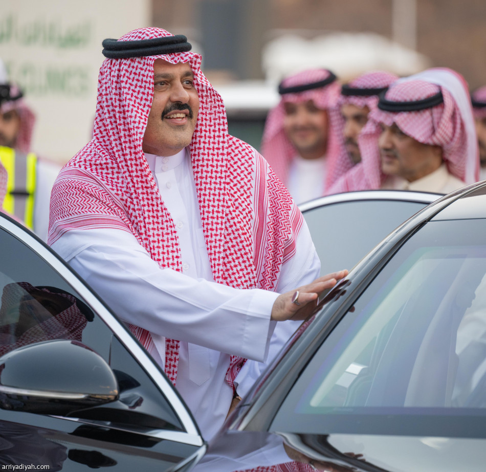 أمير حائل يتفقد استعدادات بطولة جمال الخيل العربية