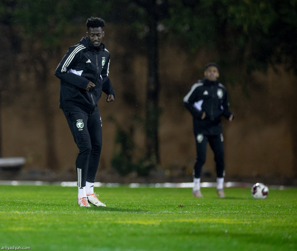 قبل الأردن.. الإصابة تبعد العقيدي عن الأخضر