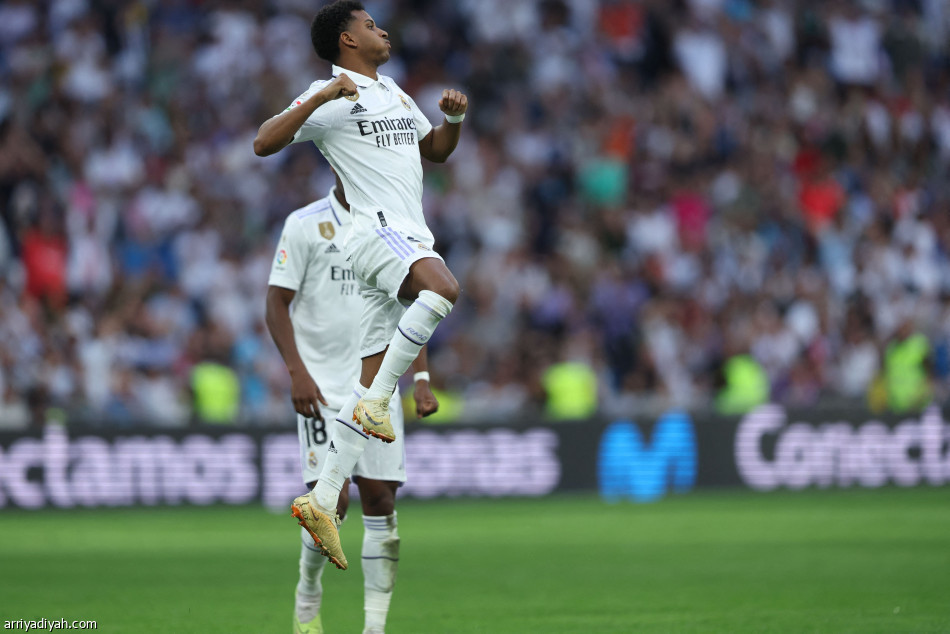 الريال يستعيد توازنه برباعية ألميريا