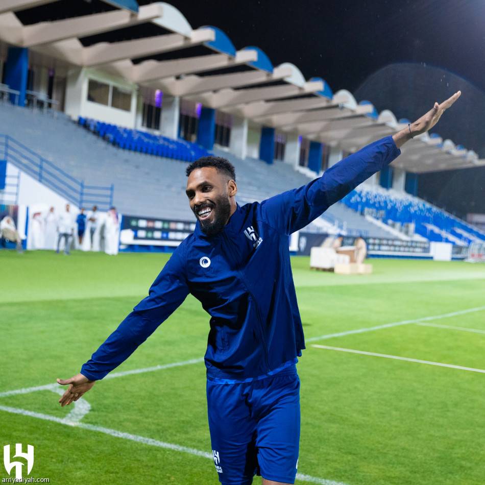 الهلال يفقد سالم 4 مباريات.. ويستعيد فييتو
