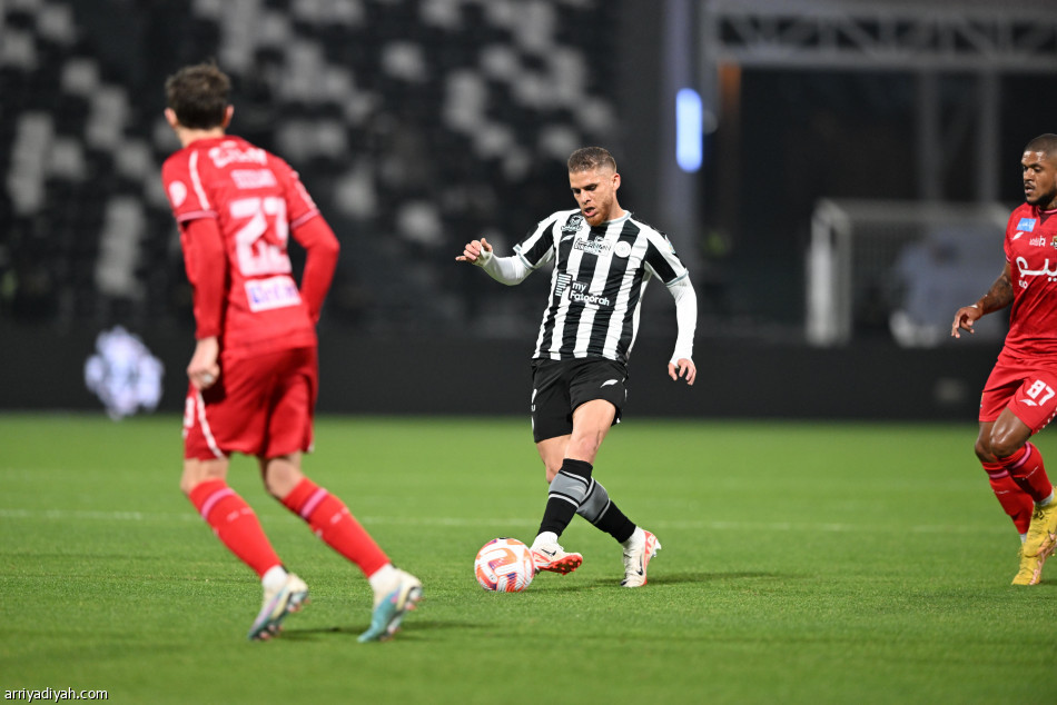 الشباب يعود إلى الانتصارات.. ويقفز 5 مراكز