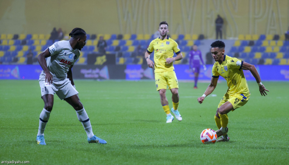 «السلبية» تسيطر على التعاون وضمك